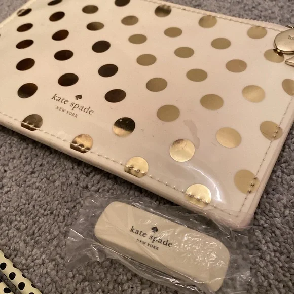 Kate Spade ♠️ zipper pouch - Picture 3 of 12